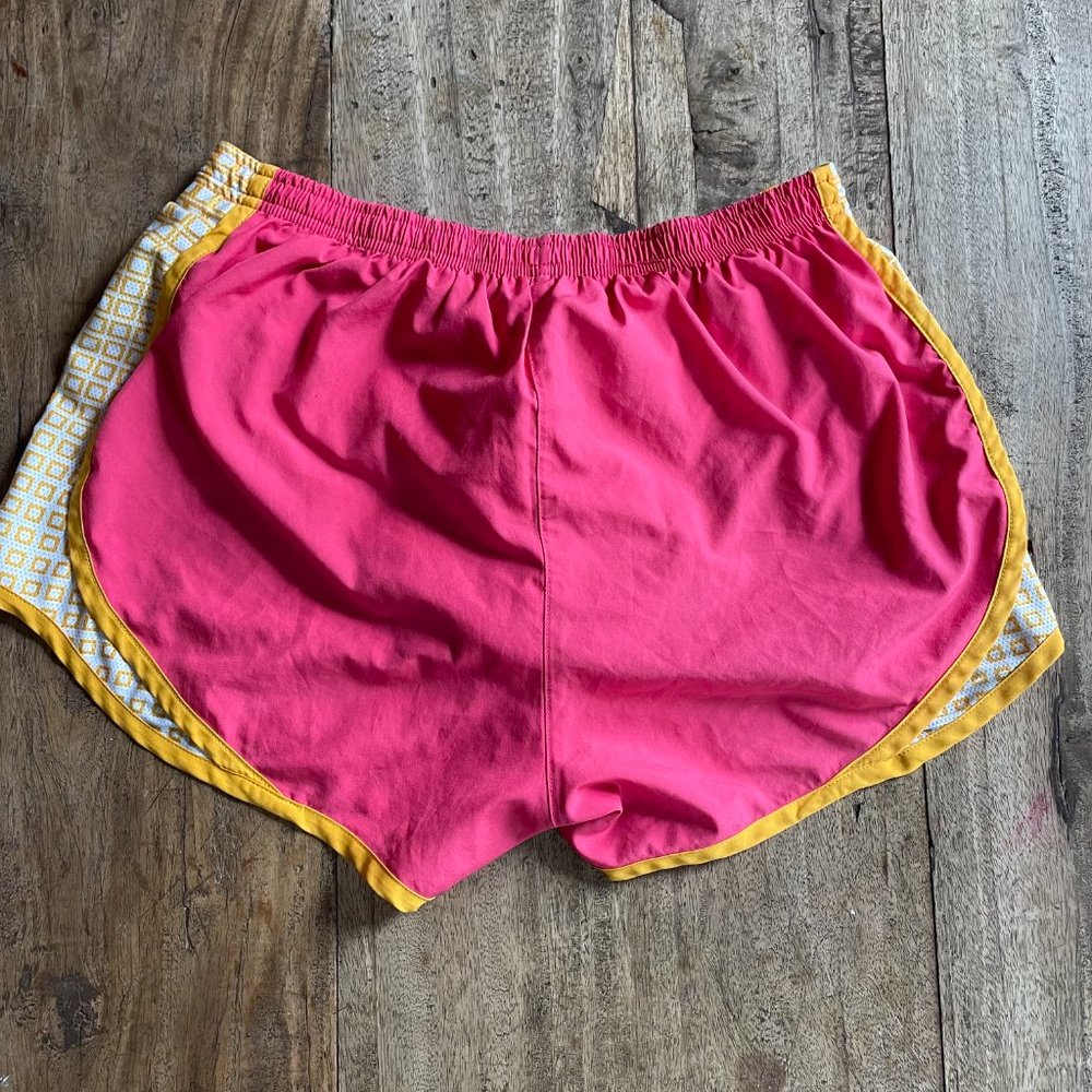 Nike Dri-Fit Women's Lined Running Athletic Shorts Solid Pink Yellow Size Small